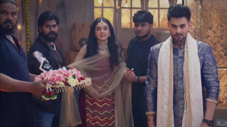 Picsart_24-08-18_12-59-33-721